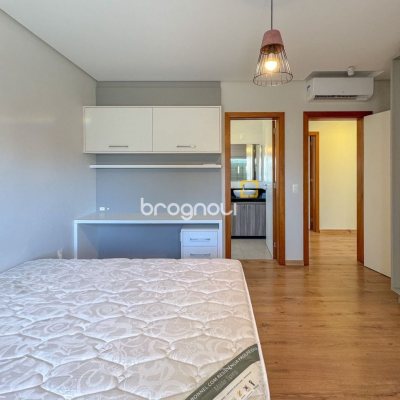 Casa com 242m², 4 quartos (sendo 3 suítes), 4 garagens, no bairro Jurerê Internacional em Florianópolis