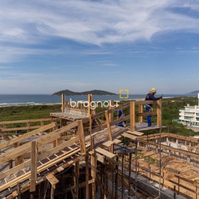 Apartamento com 51m², 1 quarto, 1 garagem, no bairro Campeche em Florianópolis