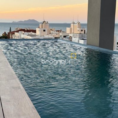 Apartamento com 59m², 2 quartos (sendo 1 suíte), 1 garagem, no bairro Ingleses em Florianópolis