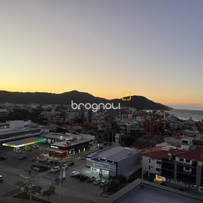 Apartamento com 59m², 2 quartos (sendo 1 suíte), 1 garagem, no bairro Ingleses em Florianópolis