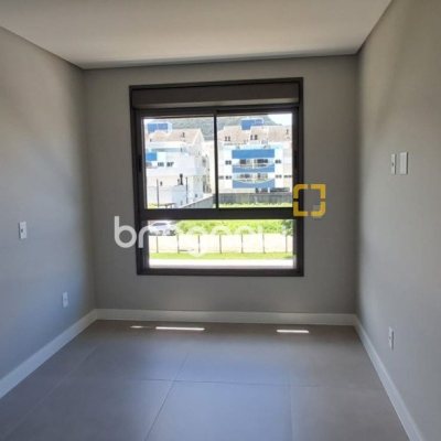 Apartamento com 68m², 2 quartos (sendo 1 suíte), 1 garagem, no bairro Ingleses em Florianópolis