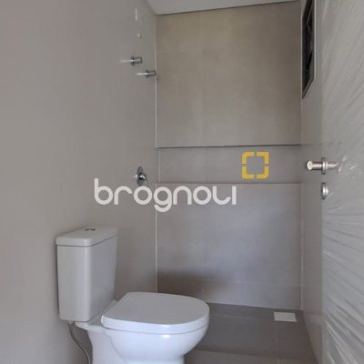 Apartamento com 68m², 2 quartos (sendo 1 suíte), 1 garagem, no bairro Ingleses em Florianópolis