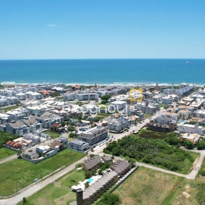 Apartamento com 68m², 2 quartos (sendo 1 suíte), 1 garagem, no bairro Ingleses em Florianópolis