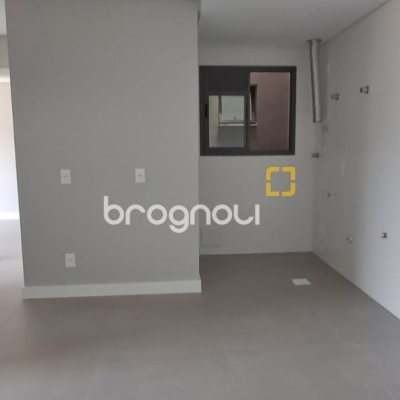 Apartamento com 68m², 2 quartos (sendo 1 suíte), 1 garagem, no bairro Ingleses em Florianópolis