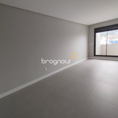 Apartamento com 109m², 2 quartos (sendo 1 suíte), 1 garagem, no bairro Ingleses em Florianópolis