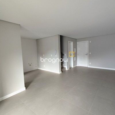 Apartamento com 109m², 2 quartos (sendo 1 suíte), 1 garagem, no bairro Ingleses em Florianópolis