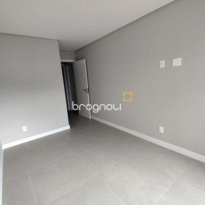 Apartamento com 109m², 2 quartos (sendo 1 suíte), 1 garagem, no bairro Ingleses em Florianópolis