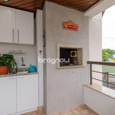 Apartamento com 83m², 2 quartos (sendo 1 suíte), 1 garagem, no bairro Ponta das Canas em Florianópolis