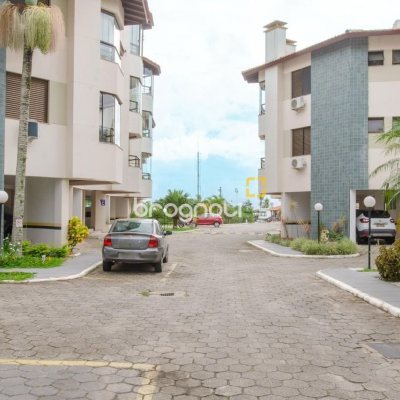 Apartamento com 83m², 2 quartos (sendo 1 suíte), 1 garagem, no bairro Ponta das Canas em Florianópolis