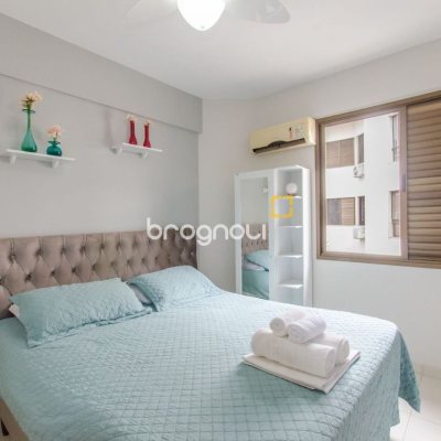 Apartamento com 83m², 2 quartos (sendo 1 suíte), 1 garagem, no bairro Ponta das Canas em Florianópolis