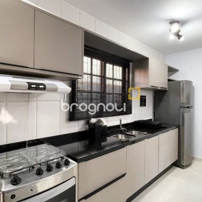 Casa com 340m², 3 quartos (sendo 1 suíte), 2 garagens, no bairro Rio Tavares em Florianópolis