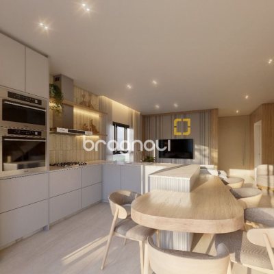 Casa com 143m², 3 quartos (sendo 3 suítes), 2 garagens, no bairro Cachoeira do Bom Jesus em Florianópolis