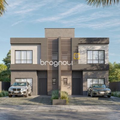 Casa com 143m², 3 quartos (sendo 3 suítes), 2 garagens, no bairro Cachoeira do Bom Jesus em Florianópolis