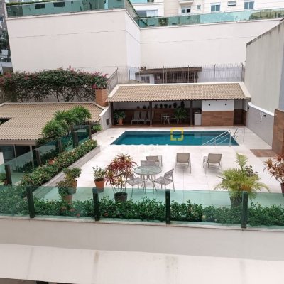 Apartamento com 178m², 4 quartos (sendo 1 suíte), 2 garagens, no bairro Agronômica em Florianópolis