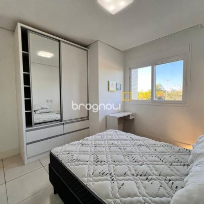 Apartamento com 144m², 4 quartos (sendo 4 suítes), 3 garagens, no bairro Jurerê Internacional em Florianópolis