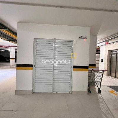 Apartamento com 144m², 4 quartos (sendo 4 suítes), 3 garagens, no bairro Jurerê Internacional em Florianópolis