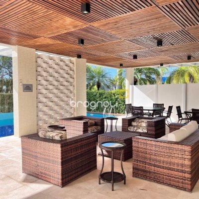 Apartamento com 144m², 4 quartos (sendo 4 suítes), 3 garagens, no bairro Jurerê Internacional em Florianópolis