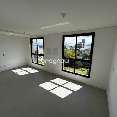 Studio com 32m², 1 quarto, 1 garagem, no bairro Ribeirão da Ilha em Florianópolis