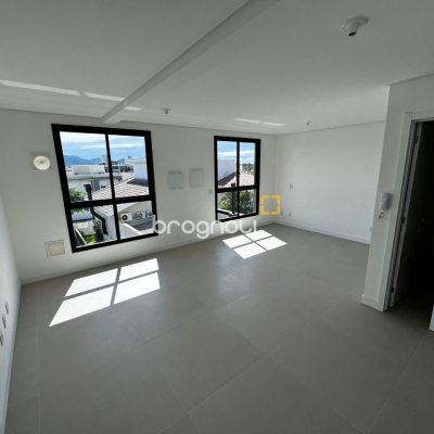 Studio com 32m², 1 quarto, 1 garagem, no bairro Ribeirão da Ilha em Florianópolis