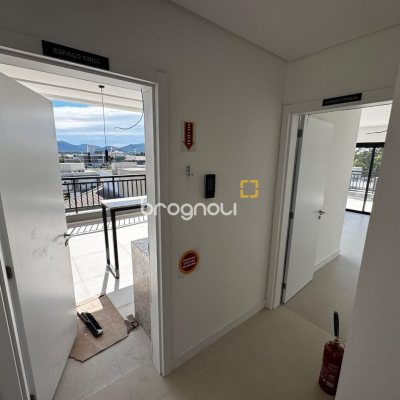 Studio com 32m², 1 quarto, 1 garagem, no bairro Ribeirão da Ilha em Florianópolis