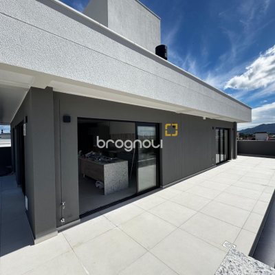Studio com 32m², 1 quarto, 1 garagem, no bairro Ribeirão da Ilha em Florianópolis