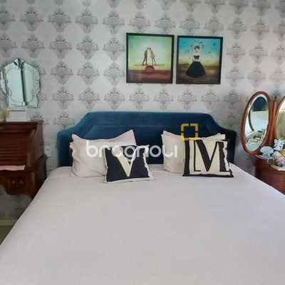 Casa com 214m², 3 quartos (sendo 1 suíte), 4 garagens, no bairro Jardim Atlântico em Florianópolis