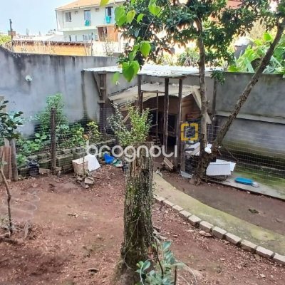 Casa com 214m², 3 quartos (sendo 1 suíte), 4 garagens, no bairro Jardim Atlântico em Florianópolis