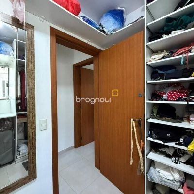 Casa com 291m², 5 quartos (sendo 4 suítes), 2 garagens, no bairro Cachoeira do Bom Jesus em Florianópolis