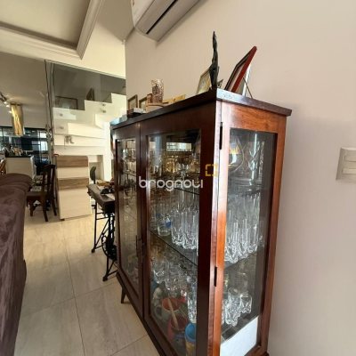 Casa com 291m², 5 quartos (sendo 4 suítes), 2 garagens, no bairro Cachoeira do Bom Jesus em Florianópolis