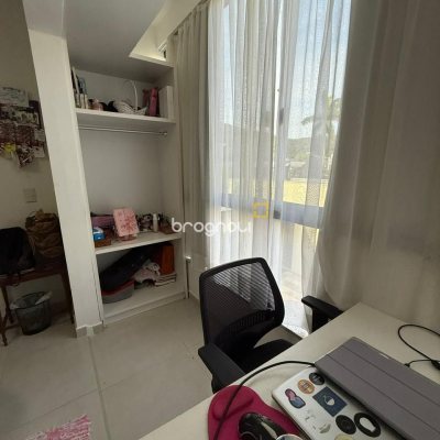 Casa com 291m², 5 quartos (sendo 4 suítes), 2 garagens, no bairro Cachoeira do Bom Jesus em Florianópolis