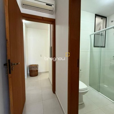 Casa com 291m², 5 quartos (sendo 4 suítes), 2 garagens, no bairro Cachoeira do Bom Jesus em Florianópolis