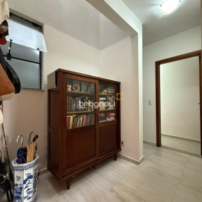 Casa com 291m², 5 quartos (sendo 4 suítes), 2 garagens, no bairro Cachoeira do Bom Jesus em Florianópolis