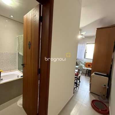 Casa com 291m², 5 quartos (sendo 4 suítes), 2 garagens, no bairro Cachoeira do Bom Jesus em Florianópolis