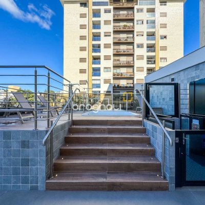 Apartamento com 68m², 2 quartos (sendo 1 suíte), 1 garagem, no bairro Trindade em Florianópolis