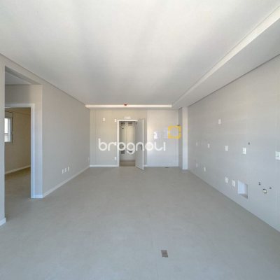 Apartamento com 68m², 2 quartos (sendo 1 suíte), 1 garagem, no bairro Trindade em Florianópolis