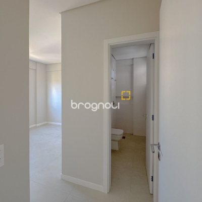 Apartamento com 68m², 2 quartos (sendo 1 suíte), 1 garagem, no bairro Trindade em Florianópolis