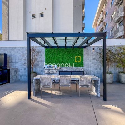 Cobertura com 107m², 3 quartos (sendo 2 suítes), 2 garagens, no bairro Trindade em Florianópolis