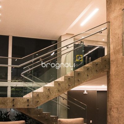 Apartamento com 75m², 2 quartos (sendo 1 suíte), 2 garagens, no bairro Itacorubi em Florianópolis