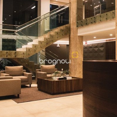 Apartamento com 75m², 2 quartos (sendo 1 suíte), 2 garagens, no bairro Itacorubi em Florianópolis
