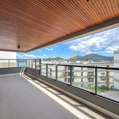 Apartamento com 166m², 3 quartos (sendo 3 suítes), 3 garagens, no bairro João Paulo em Florianópolis