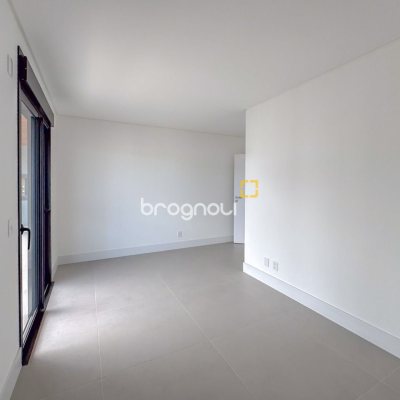 Apartamento com 166m², 3 quartos (sendo 3 suítes), 3 garagens, no bairro João Paulo em Florianópolis