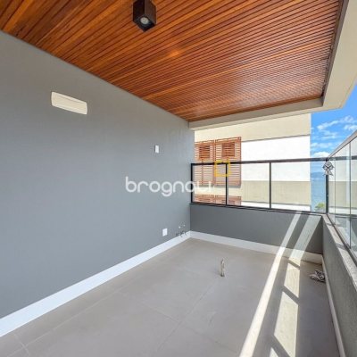 Apartamento com 166m², 3 quartos (sendo 3 suítes), 3 garagens, no bairro João Paulo em Florianópolis