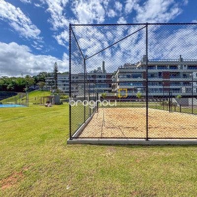 Apartamento com 166m², 3 quartos (sendo 3 suítes), 3 garagens, no bairro João Paulo em Florianópolis