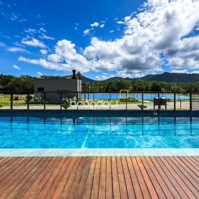 Apartamento com 166m², 3 quartos (sendo 3 suítes), 3 garagens, no bairro João Paulo em Florianópolis