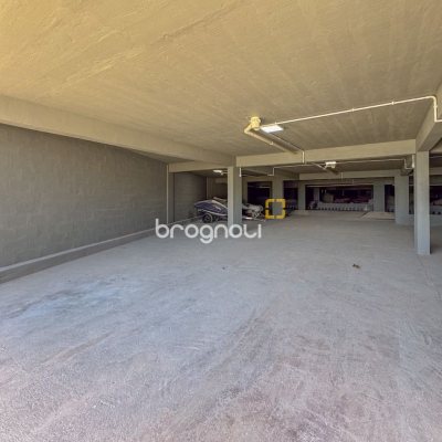 Apartamento com 134m², 3 quartos (sendo 3 suítes), 2 garagens, no bairro João Paulo em Florianópolis