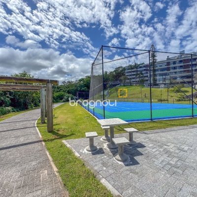 Apartamento com 166m², 3 quartos (sendo 3 suítes), 3 garagens, no bairro João Paulo em Florianópolis