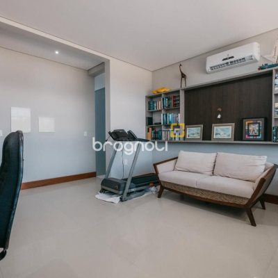 Casa de Condomínio com 287m², 4 quartos (sendo 4 suítes), 2 garagens, no bairro Vargem Grande em Florianópolis