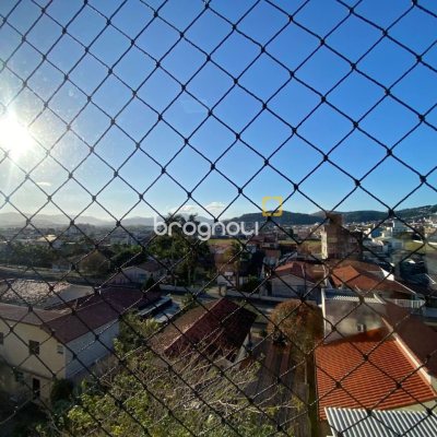 Apartamento com 90m², 3 quartos (sendo 1 suíte), 1 garagem, no bairro Picadas do Sul em São José