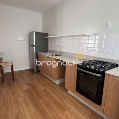Apartamento com 71m², 2 quartos, 1 garagem, no bairro Córrego Grande em Florianópolis