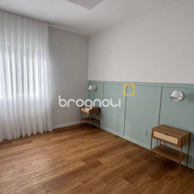 Apartamento com 71m², 2 quartos, 1 garagem, no bairro Córrego Grande em Florianópolis